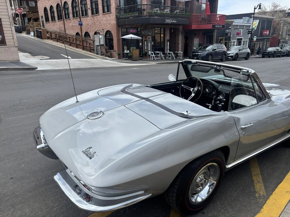 1966 Chevrolet Corvette C2 - Image 29 of 31