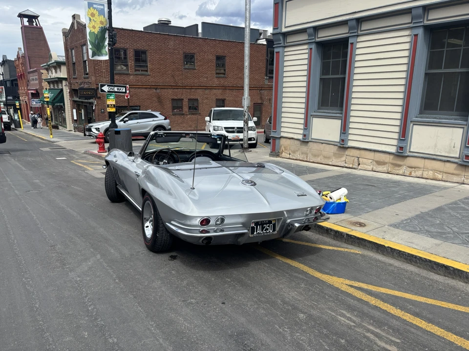 1966 Chevrolet Corvette C2 - Image 8 of 31