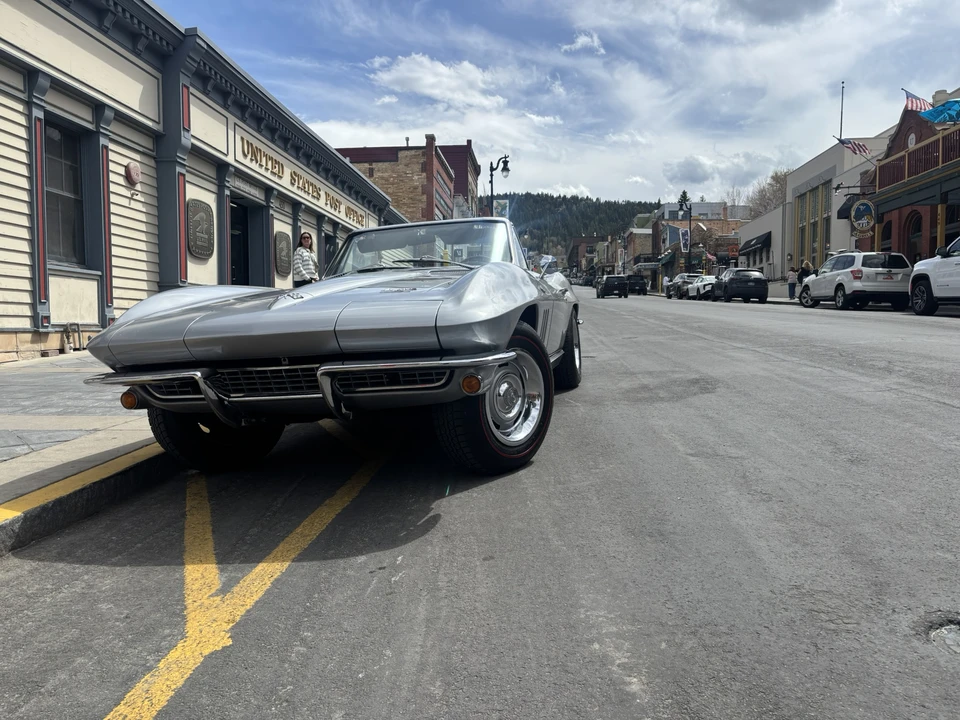 1966 Chevrolet Corvette C2 - Image 4 of 31