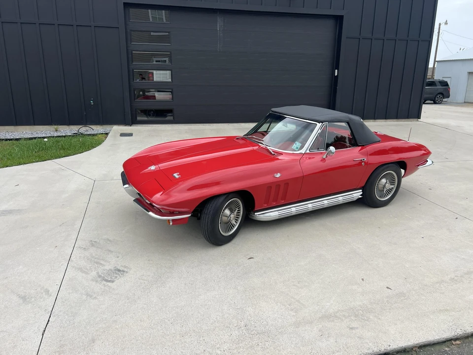 1966 Chevrolet Corvette C2 - Image 8 of 31