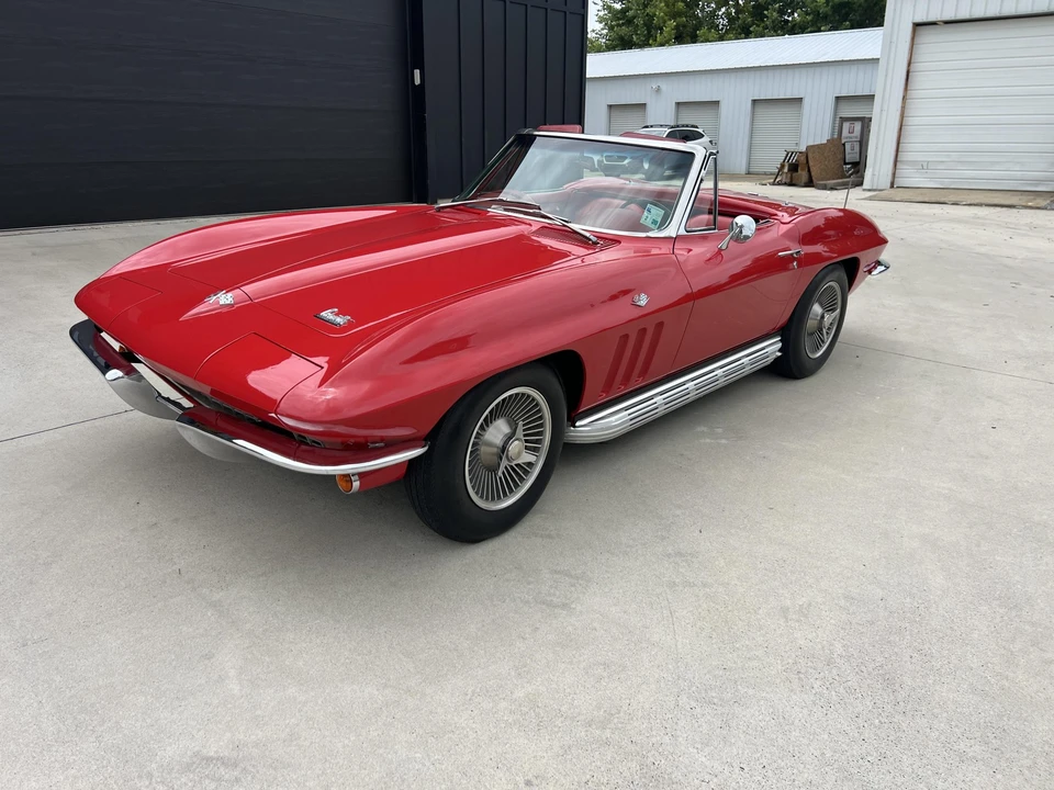 1966 Chevrolet Corvette C2 - Image 2 of 31