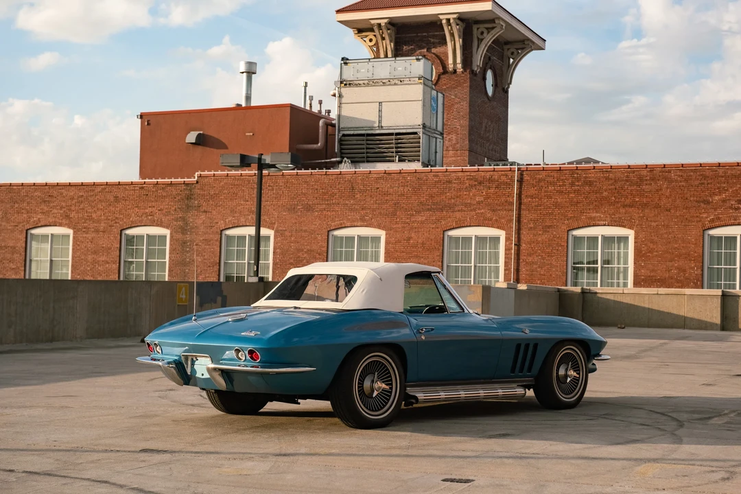 1966 Chevrolet Corvette C2 - Image 23 of 31