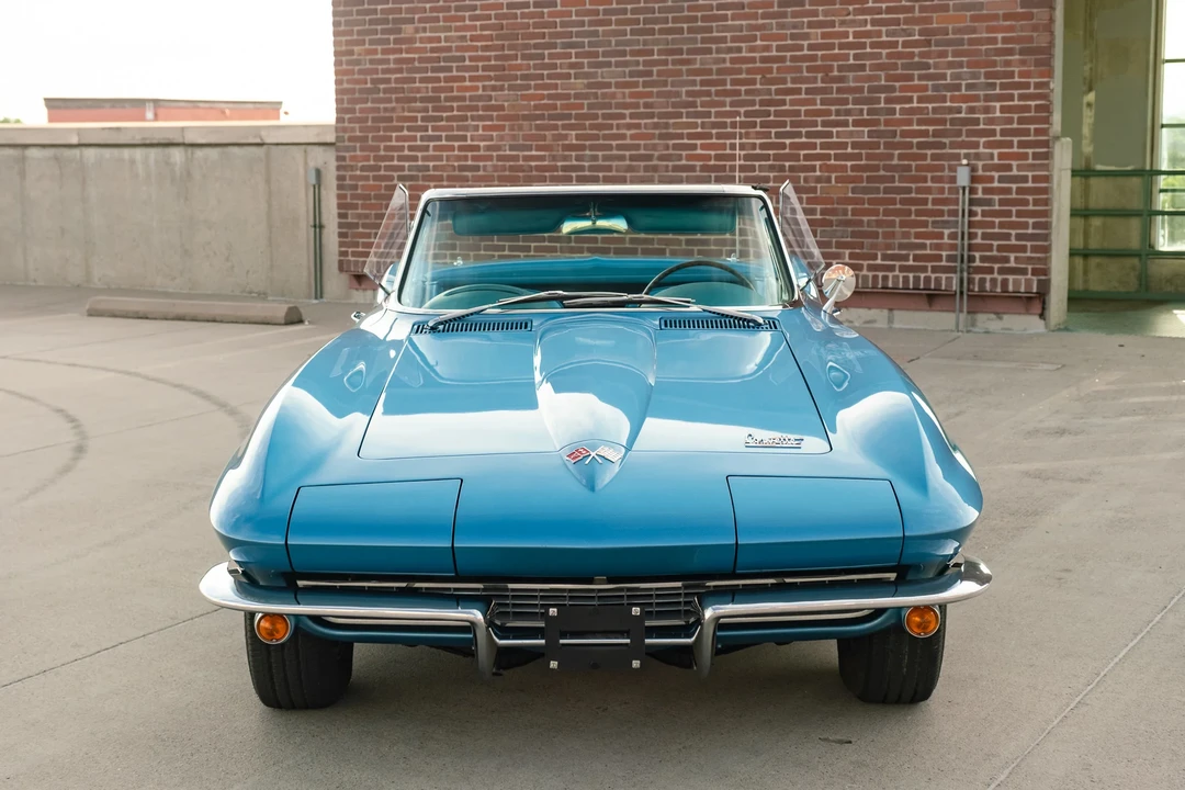 1966 Chevrolet Corvette C2 - Image 2 of 31