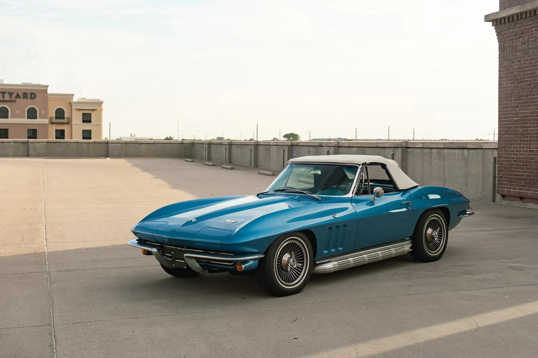 1966 Chevrolet Corvette C2 - Image 30 of 31