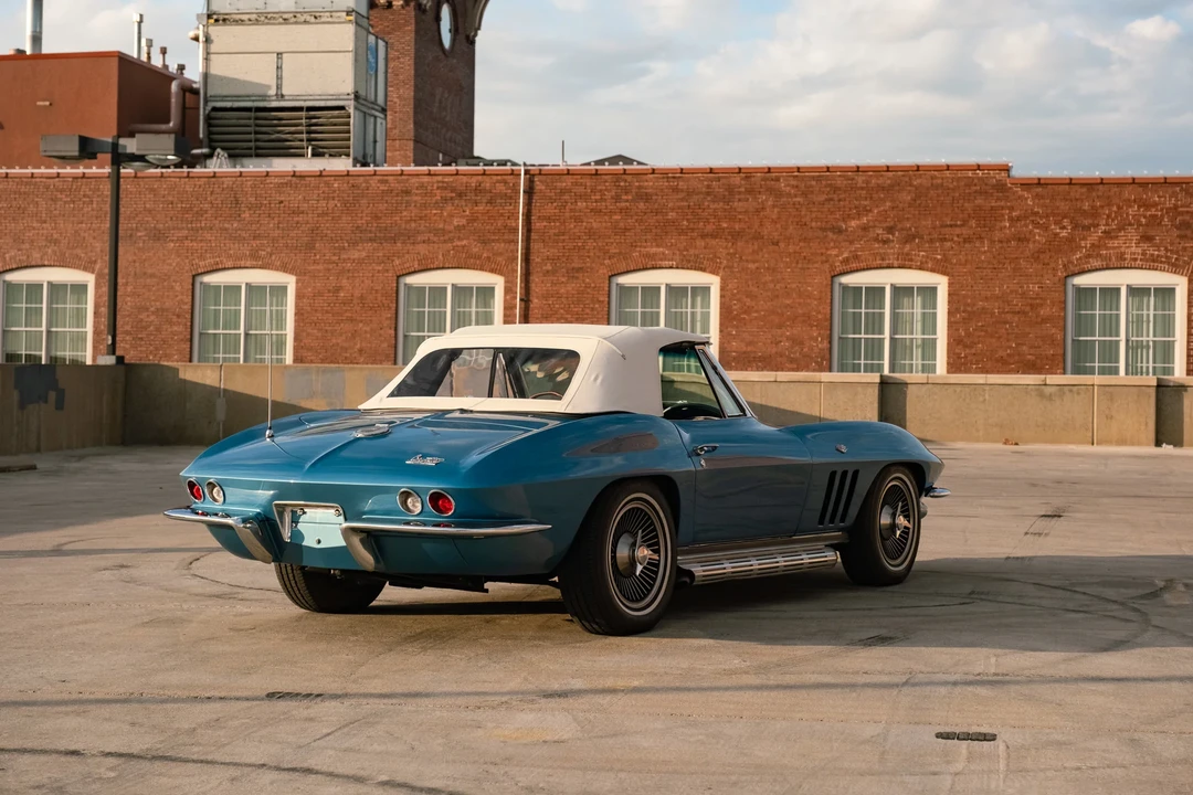 1966 Chevrolet Corvette C2 - Image 22 of 31