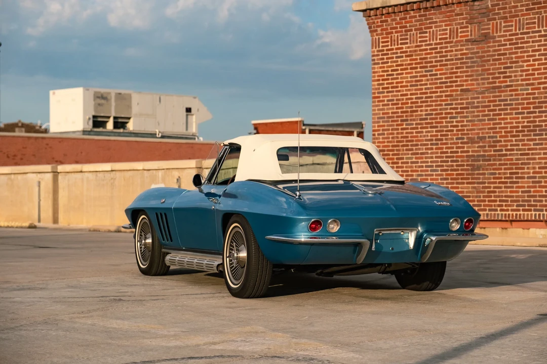 1966 Chevrolet Corvette C2 - Image 18 of 31