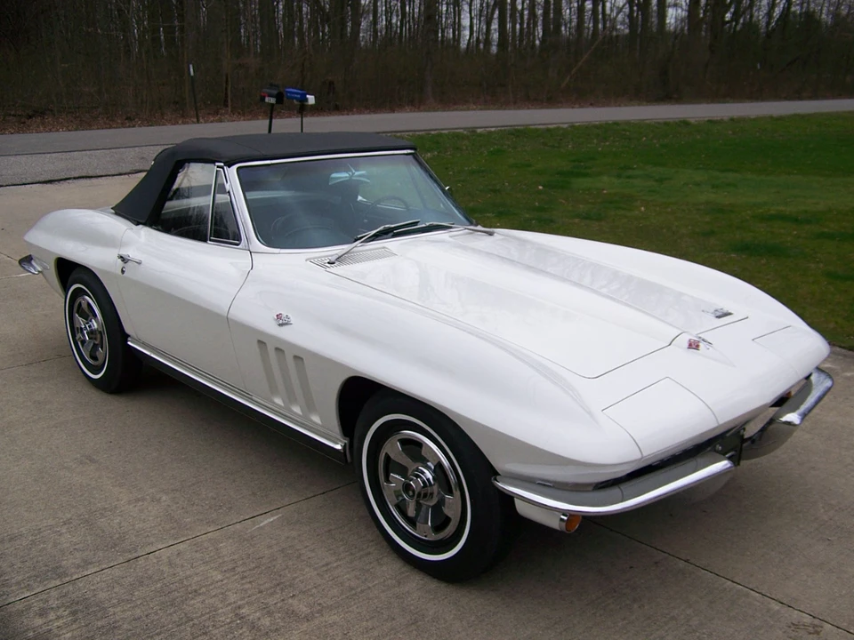 1966 Chevrolet Corvette C2 - Image 2 of 31