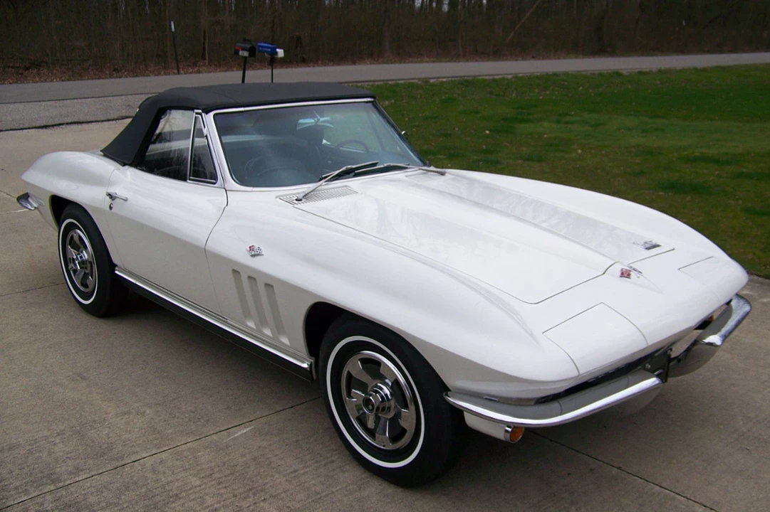 1966 Chevrolet Corvette C2 - Image 1 of 31