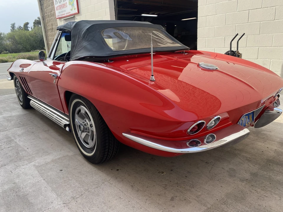 1966 Chevrolet Corvette C2 - Image 20 of 31