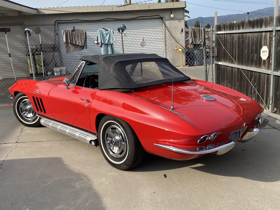 1966 Chevrolet Corvette C2 - Image 21 of 31