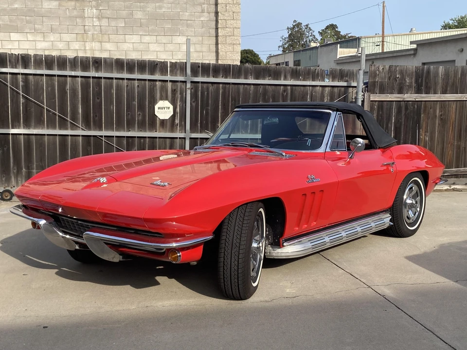 1966 Chevrolet Corvette C2 - Image 24 of 31