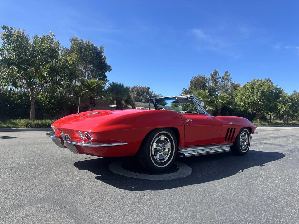 1966 Chevrolet Corvette C2 - Image 5 of 31