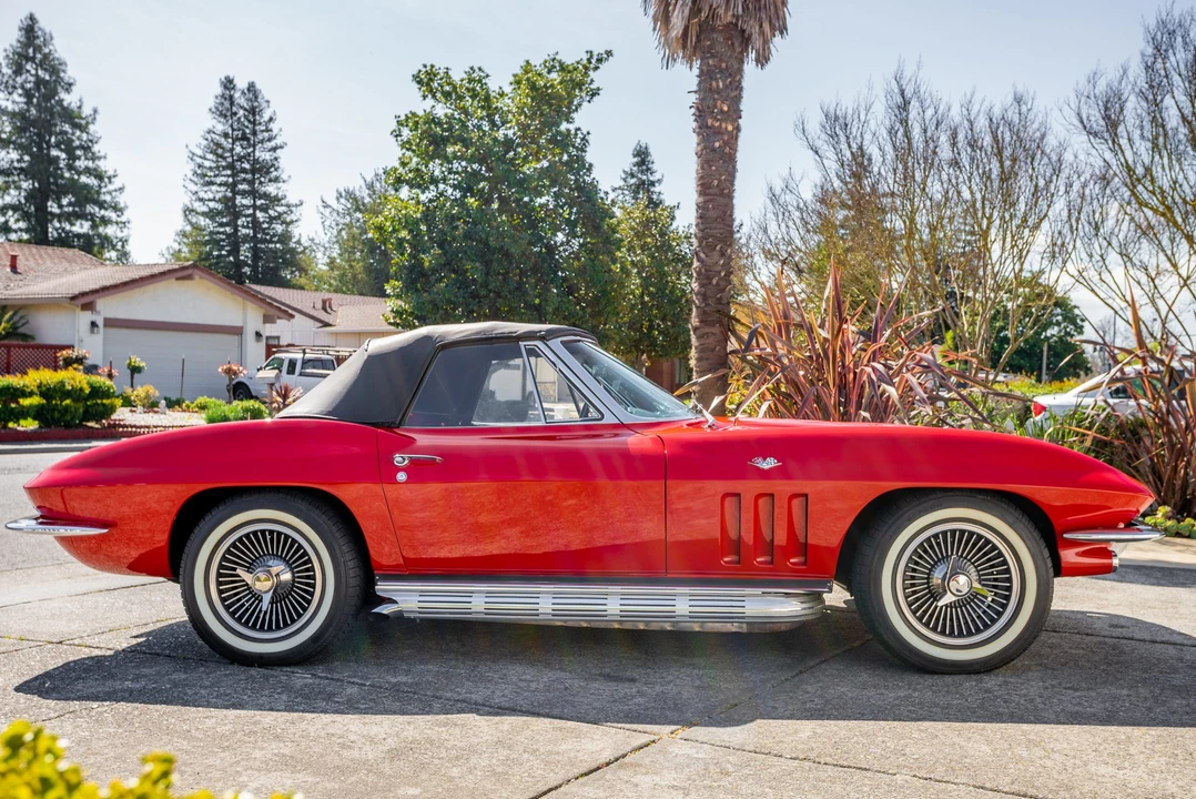 1966 Chevrolet Corvette C2 - Image 6 of 31