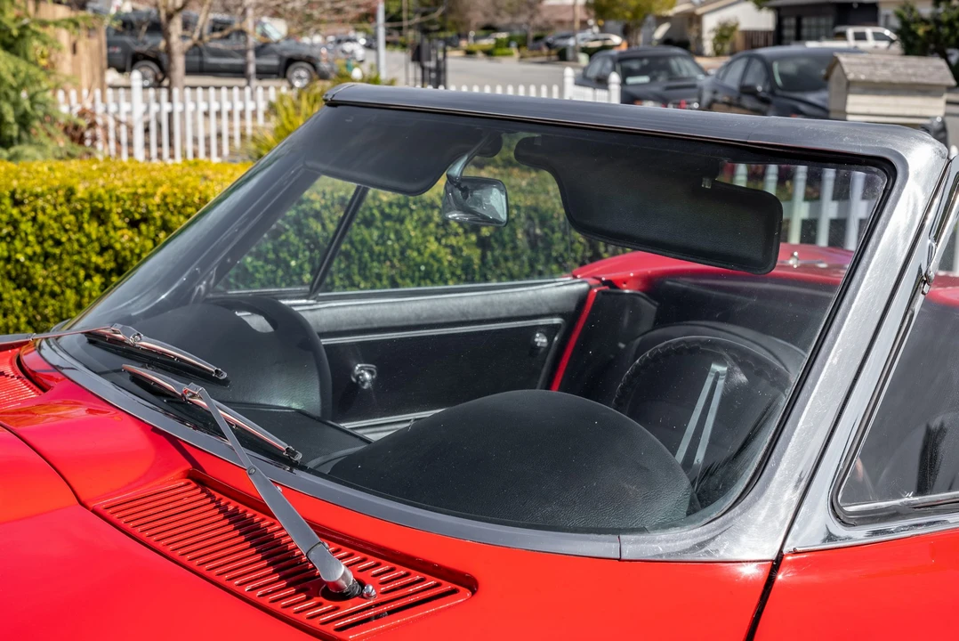 1966 Chevrolet Corvette C2 - Image 19 of 31