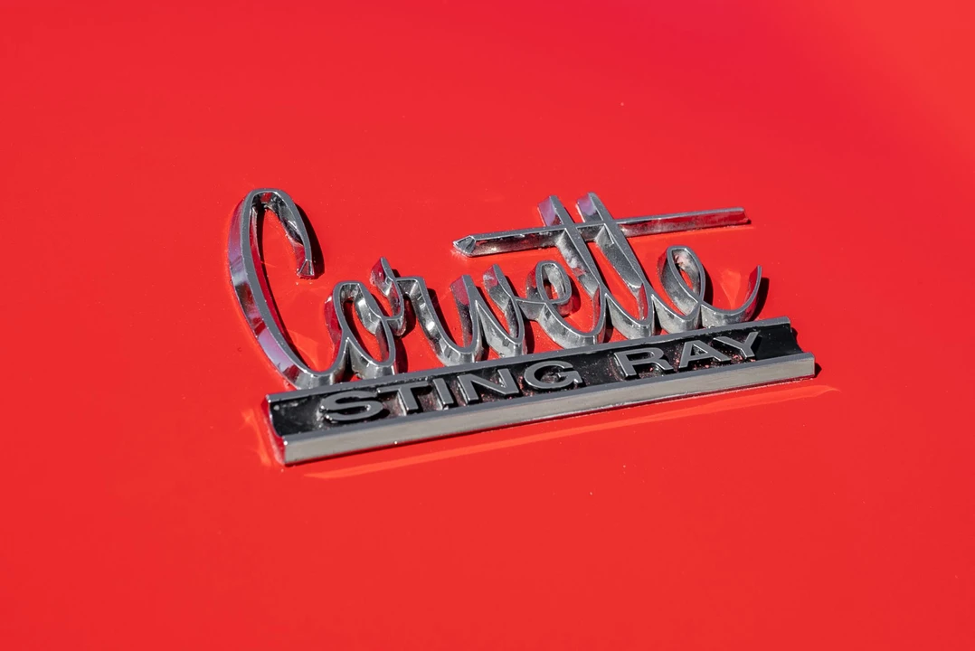 1966 Chevrolet Corvette C2 - Image 25 of 31