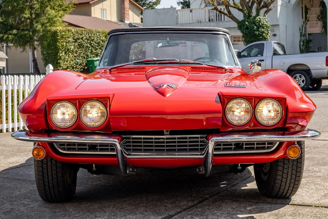 1966 Chevrolet Corvette C2 - Image 15 of 31