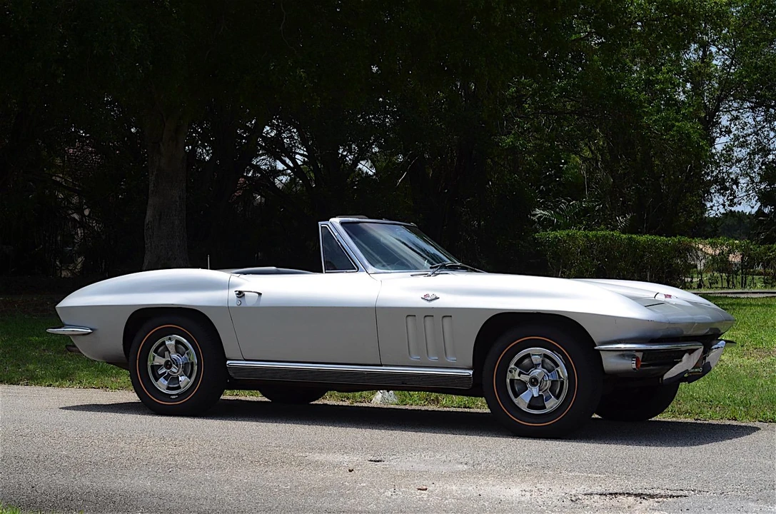 1966 Chevrolet Corvette C2 - Image 23 of 31