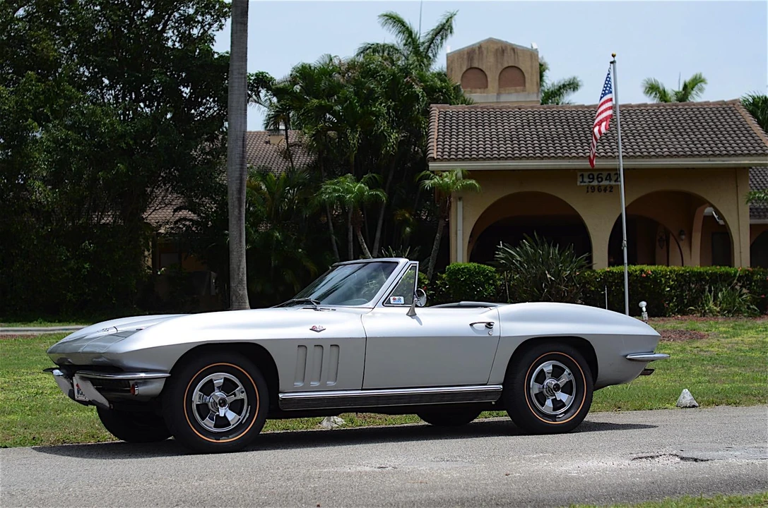 1966 Chevrolet Corvette C2 - Image 6 of 31
