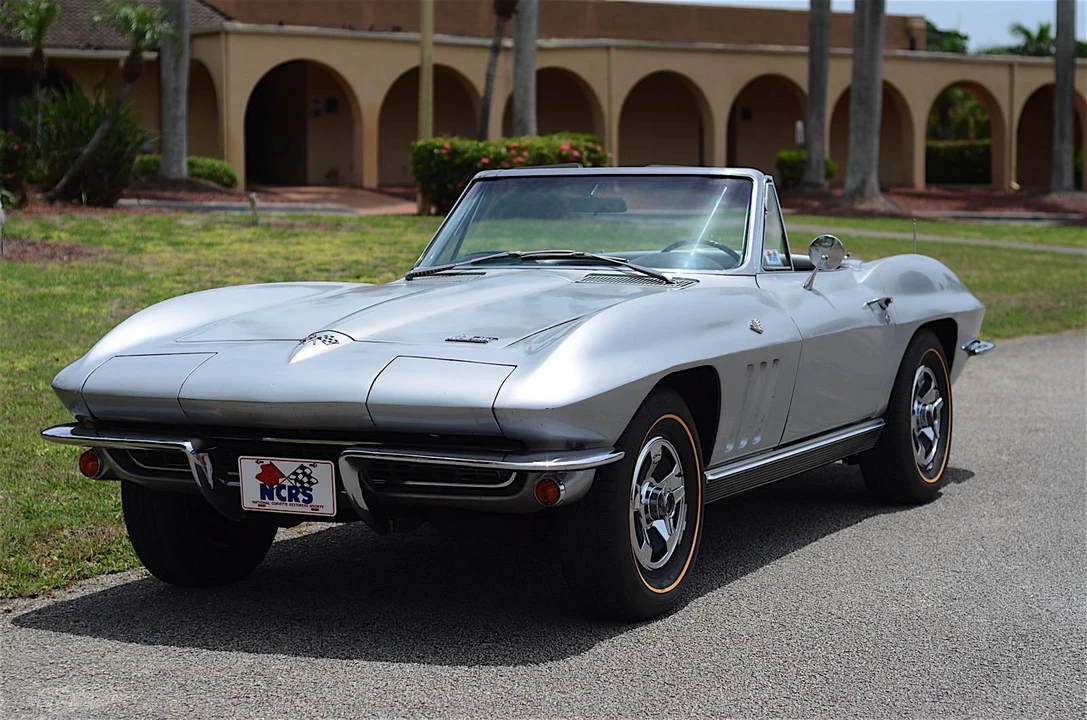 1966 Chevrolet Corvette C2 - Image 2 of 31