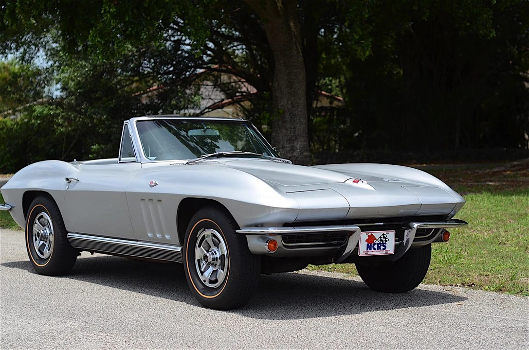 1966 Chevrolet Corvette C2 - Image 27 of 31