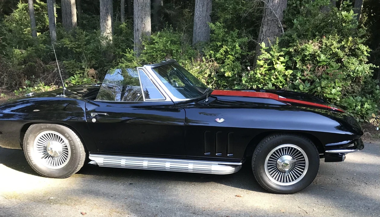1966 Chevrolet Corvette C2 - Image 16 of 31