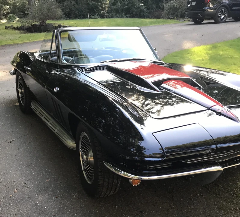 1966 Chevrolet Corvette C2 - Image 19 of 31