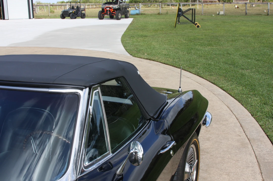 1966 Chevrolet Corvette C2 - Image 19 of 31