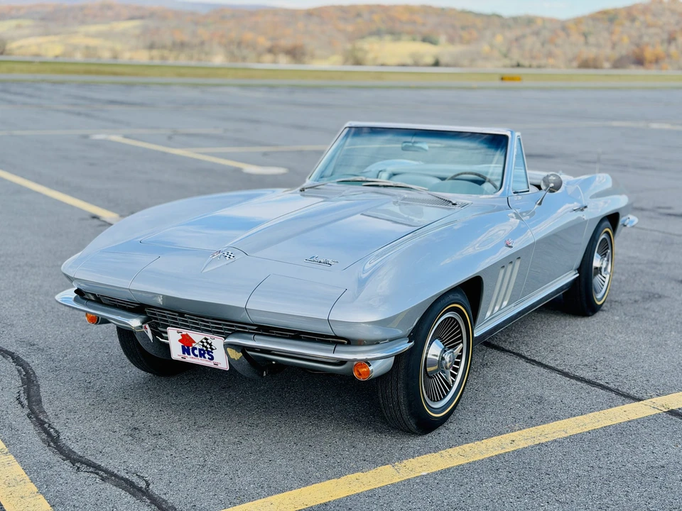 1966 Chevrolet Corvette C2 - Image 29 of 31
