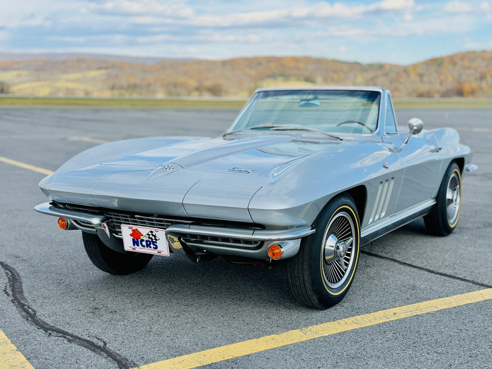 1966 Chevrolet Corvette C2 - Image 28 of 31