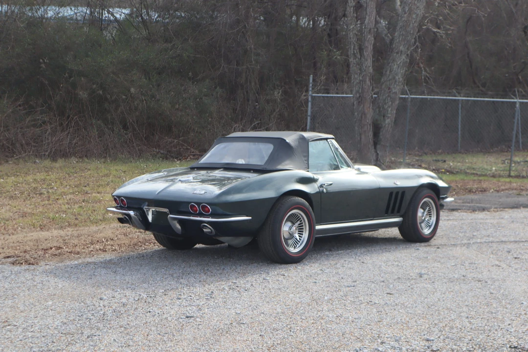 1966 Chevrolet Corvette C2 - Image 12 of 31