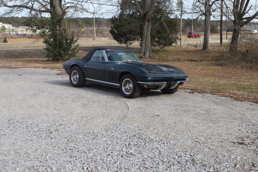 1966 Chevrolet Corvette C2 - Image 2 of 31