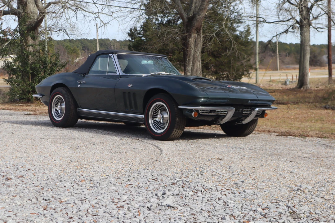 1966 Chevrolet Corvette C2 - Image 4 of 31