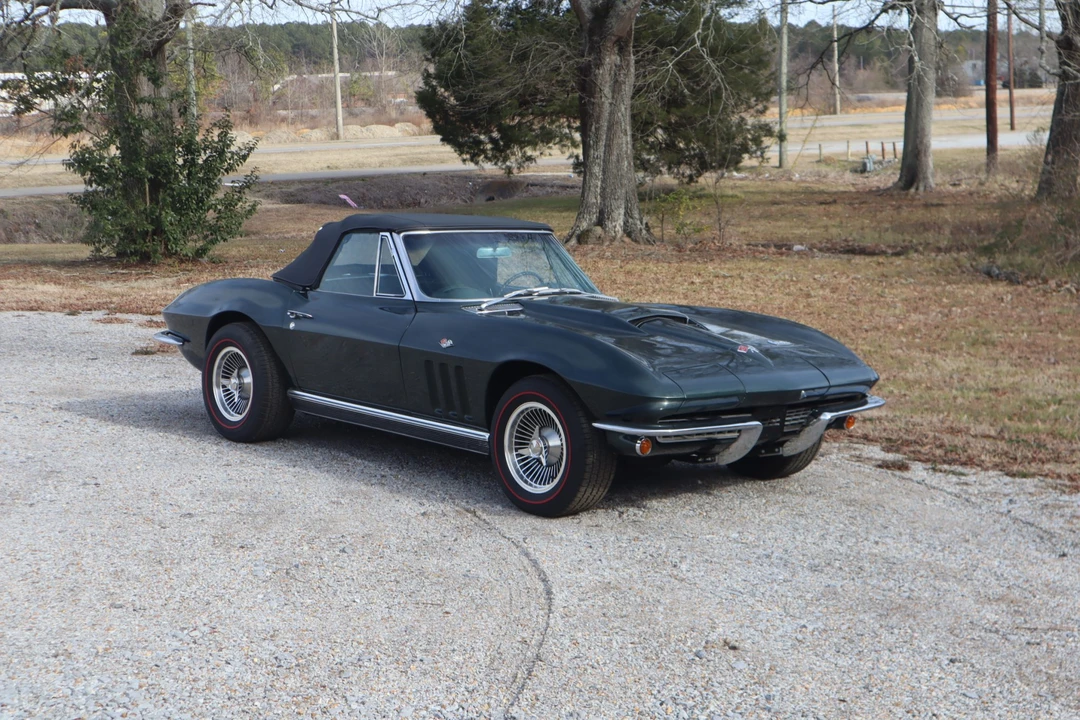 1966 Chevrolet Corvette C2 - Image 3 of 31