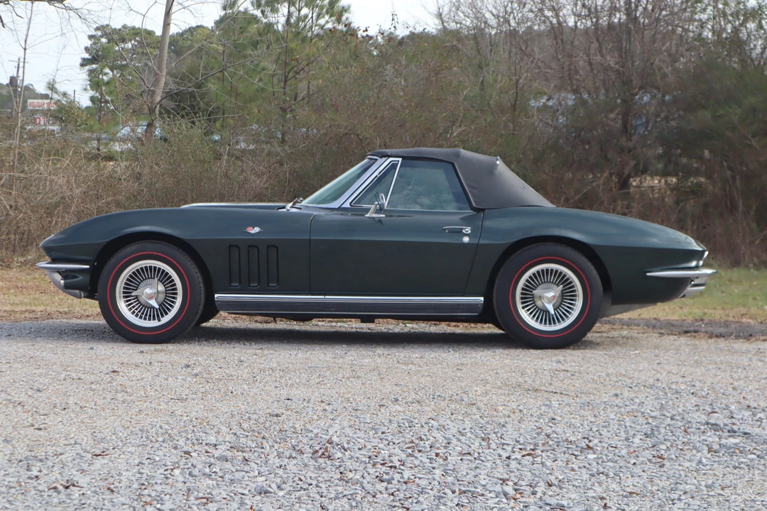 1966 Chevrolet Corvette C2 - Image 8 of 31