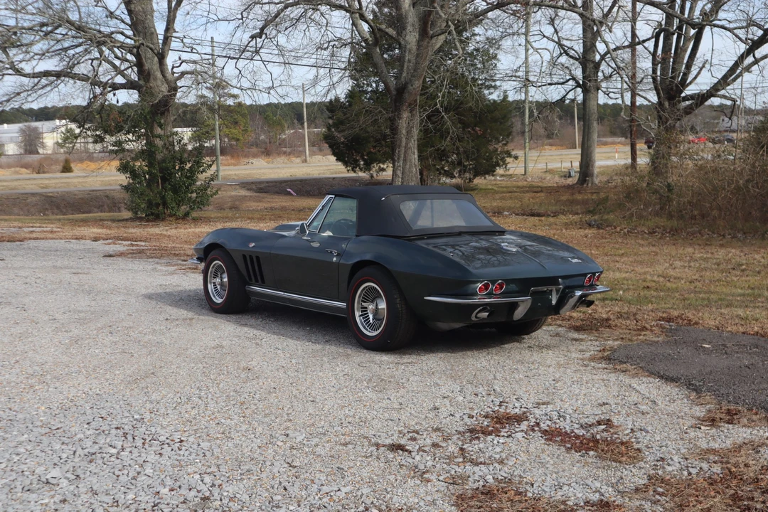 1966 Chevrolet Corvette C2 - Image 10 of 31