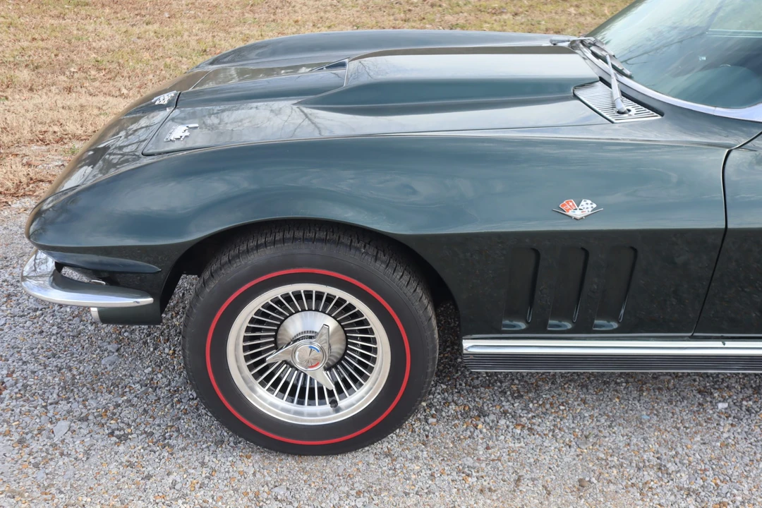 1966 Chevrolet Corvette C2 - Image 28 of 31