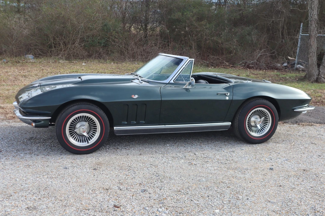 1966 Chevrolet Corvette C2 - Image 21 of 31