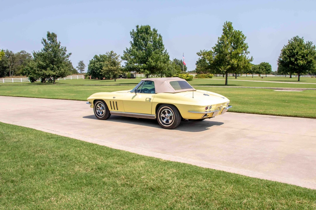 1966 Chevrolet Corvette C2 - Image 8 of 31