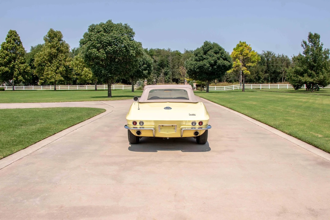 1966 Chevrolet Corvette C2 - Image 10 of 31