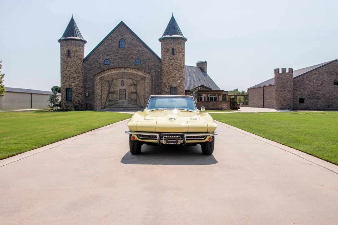 1966 Chevrolet Corvette C2 - Image 3 of 31
