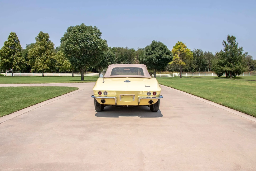 1966 Chevrolet Corvette C2 - Image 11 of 31