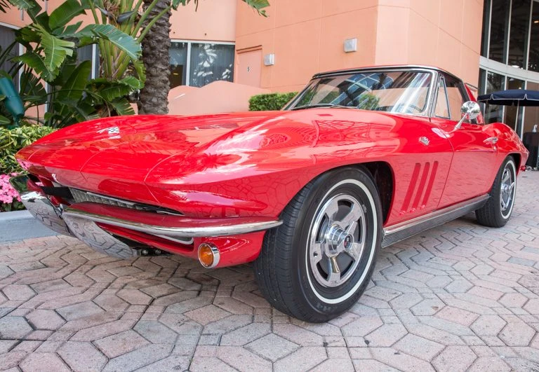 1966 Chevrolet Corvette C2 - Image 10 of 31