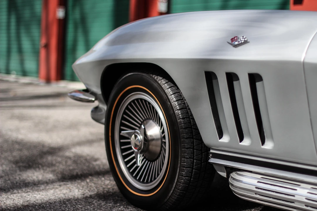 1966 Chevrolet Corvette C2 - Image 15 of 31