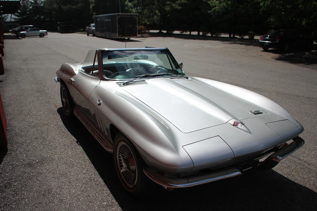 1966 Chevrolet Corvette C2 - Image 9 of 31
