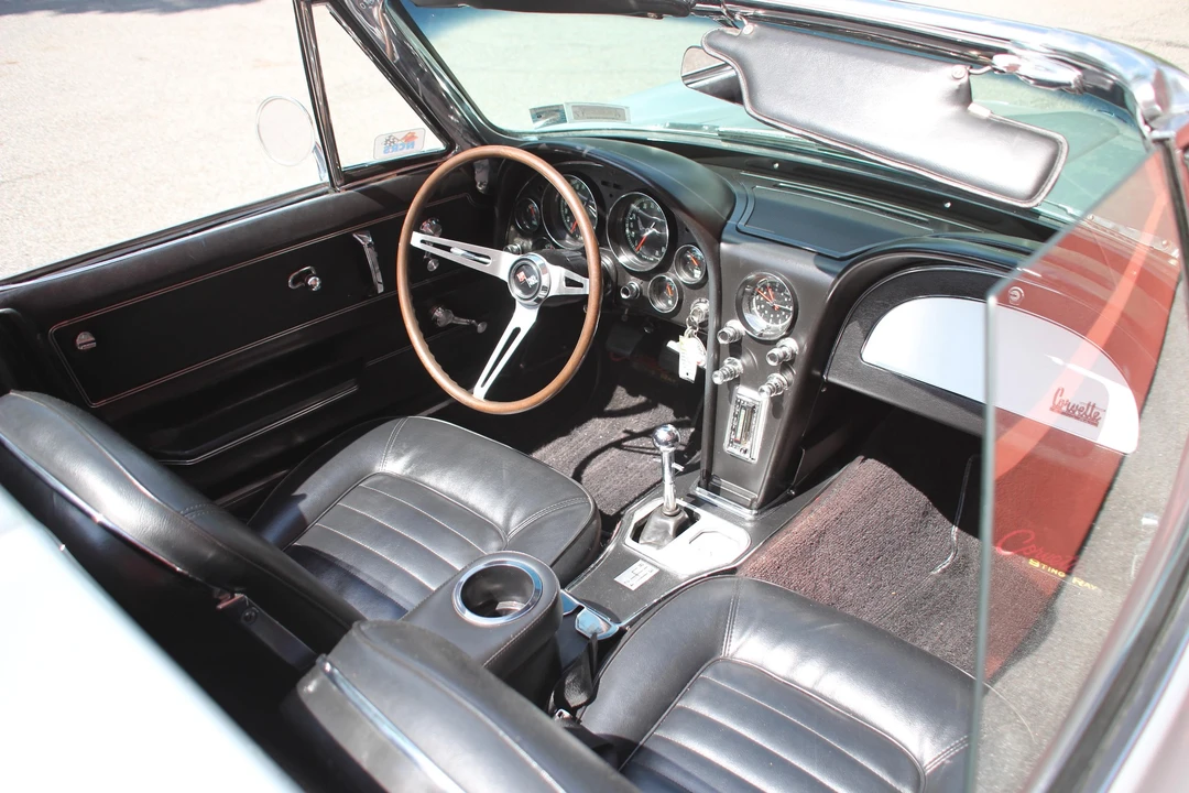 1966 Chevrolet Corvette C2 - Image 30 of 31