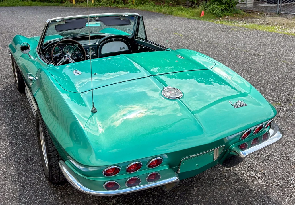 1966 Chevrolet Corvette C2 - Image 24 of 31