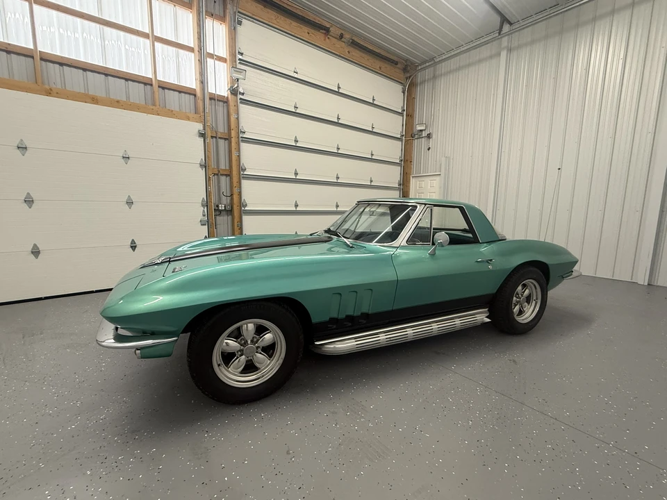 1966 Chevrolet Corvette C2 - Image 11 of 31
