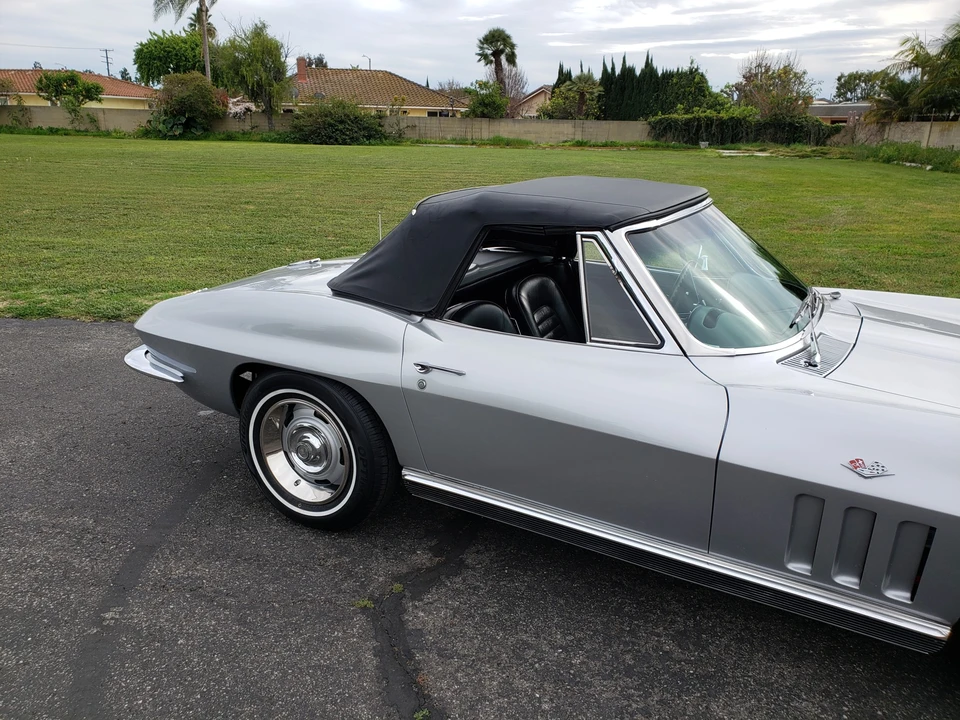 1966 Chevrolet Corvette C2 - Image 19 of 31