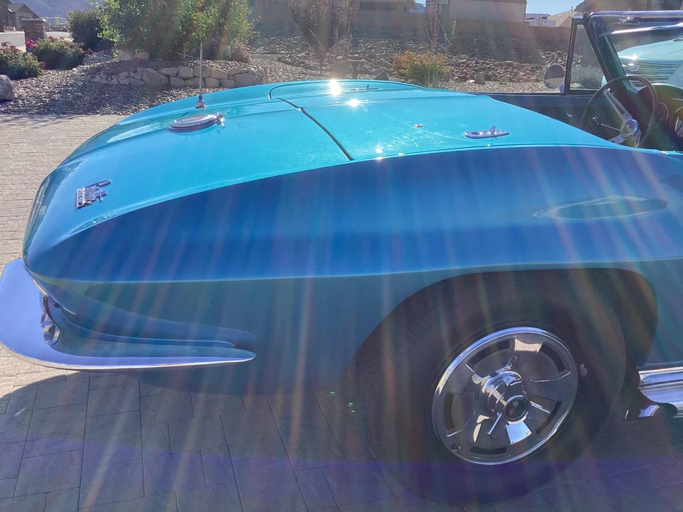 1966 Chevrolet Corvette C2 - Image 29 of 31