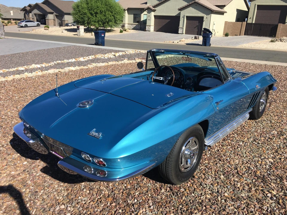1966 Chevrolet Corvette C2 - Image 10 of 31